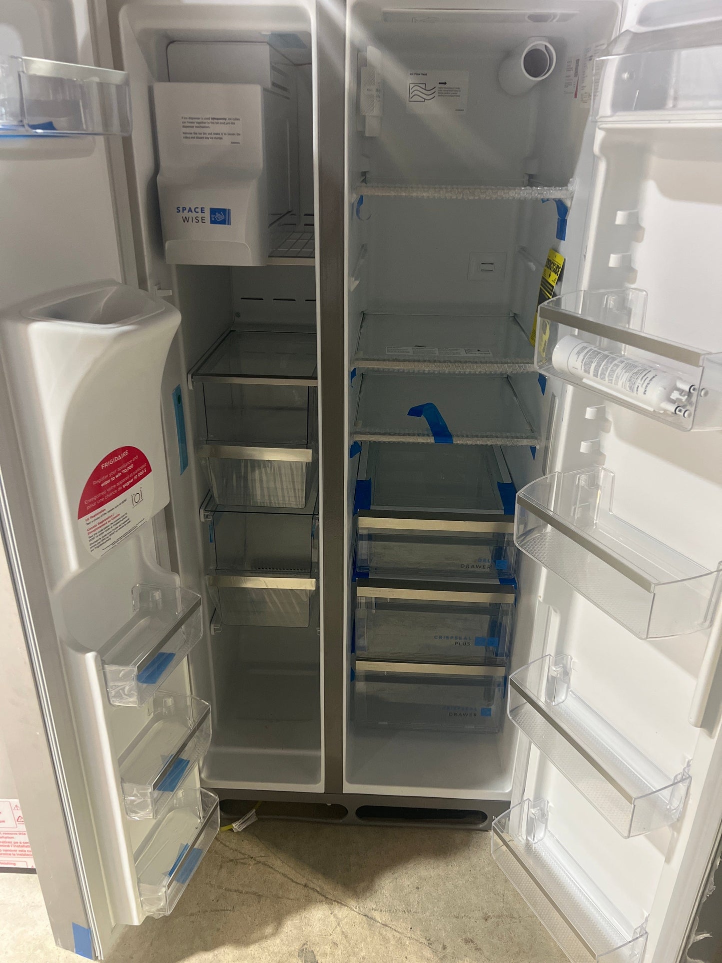 Frigidaire Gallery GRSS2352AF Side by Side Refrigerator, 33 inch Width, ENERGY STAR Certified, 22.2 cu. ft. Capacity, Stainless Steel colour- Open Box 1 Year Warranty