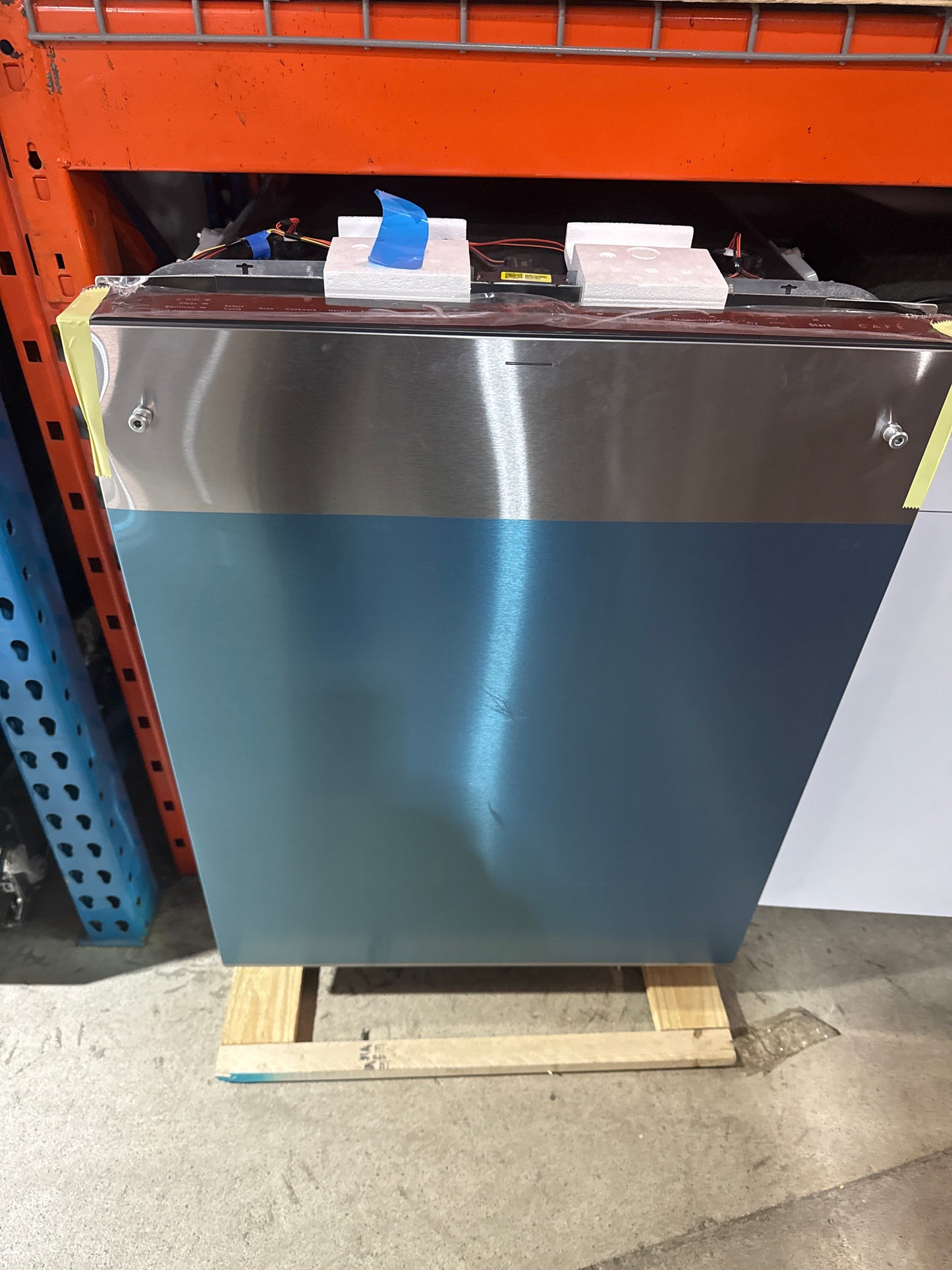 Cafe CDT888P2VS1 Dishwasher, 24 inch Exterior Width, 39 dB Decibel Level, Stainless Steel (Interior), 5 Wash Cycles, Up to 16, Hard Food Disposal, Wifi Enabled, Stainless Steel color