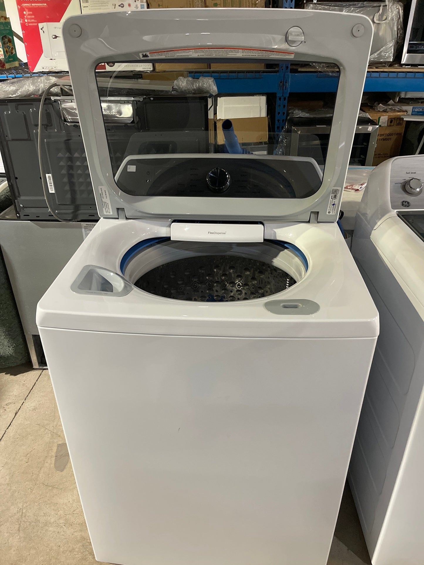 GE Profile PTW600BSRWS Top Load Washer, 27 7/8" Width, ENERGY STAR Certified, 5.8 cu. ft. Capacity, 14 Wash Cycles, White