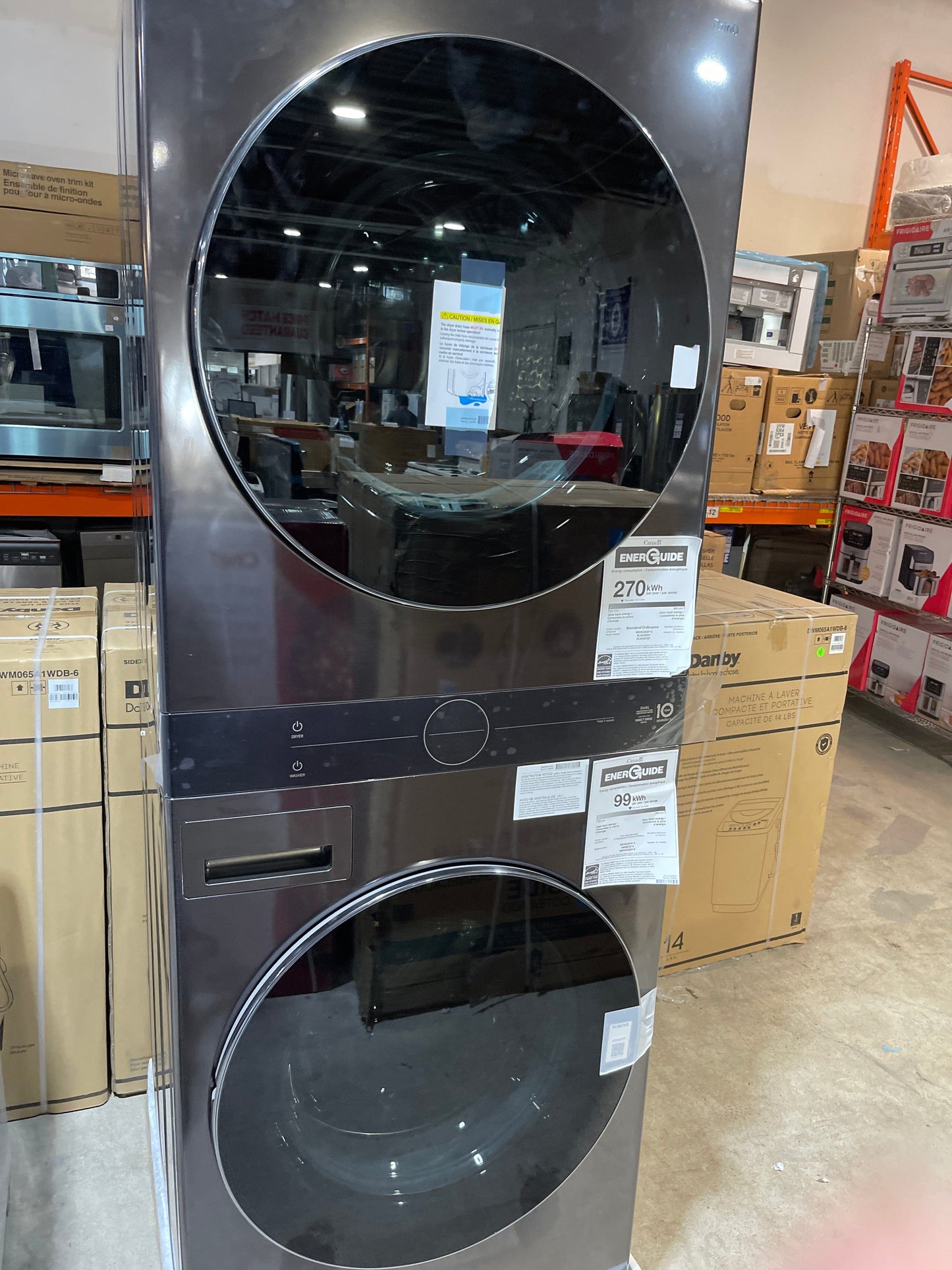WashTower™ with DirectDrive® Heat Pump Dryer, 5.8 cu.ft. Washer, 7.8 cu.ft. Dryer (WKHC252HBA) RF