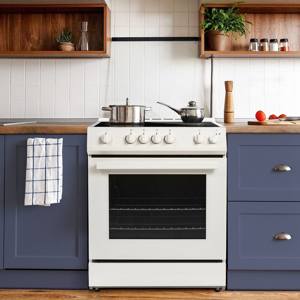 Danby 30” Slide in Smooth Top Electric Range with Knob Controls in White SKU: DRRM300WC