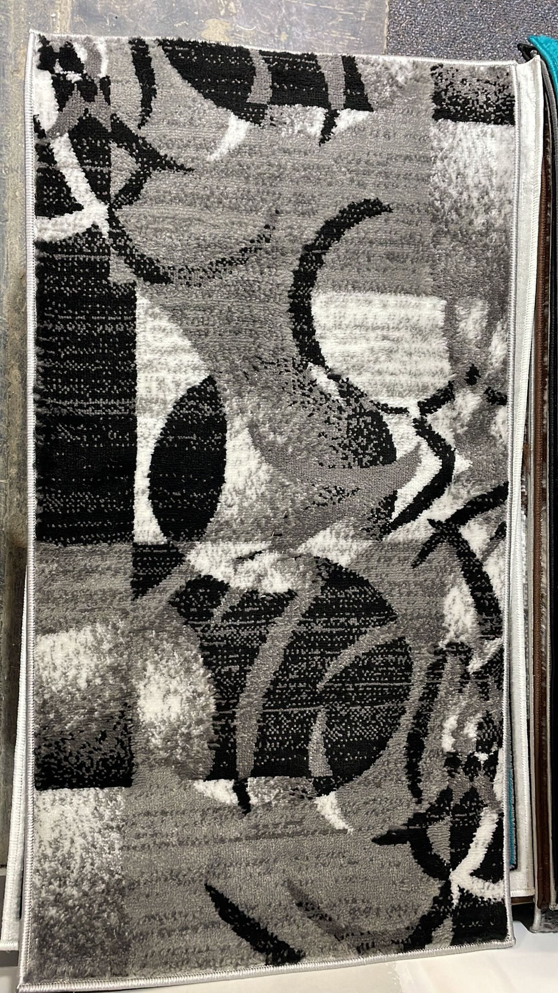 ORIENT MAT 5'2" X 3'6" Inches