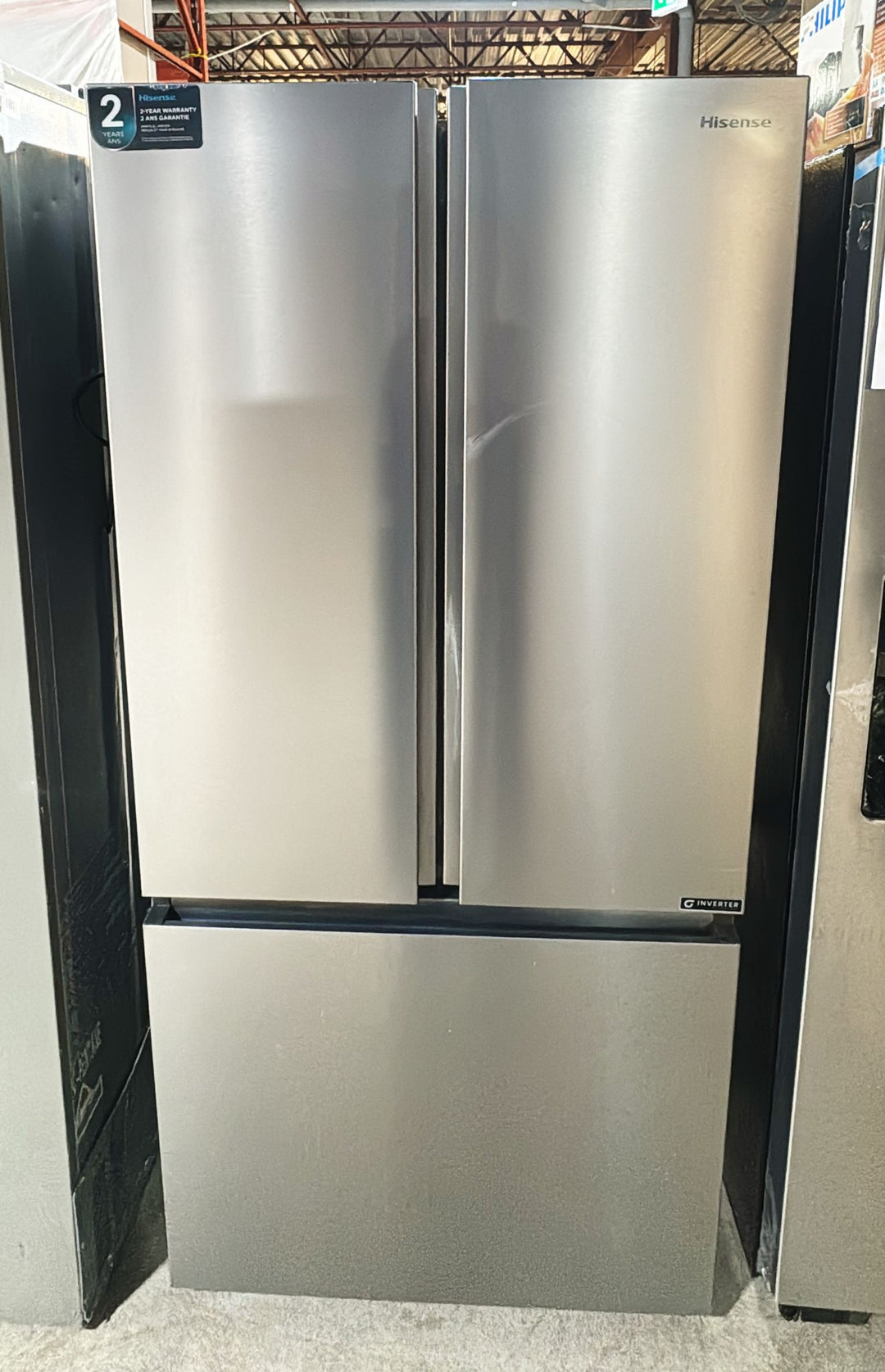 Hisense RF22B3FSE French Door Refrigerator, 22.1 cu. ft. Capacity, Ice Dispenser (Freezer Located), ENERGY STAR Certified, Stainless Steel colour
