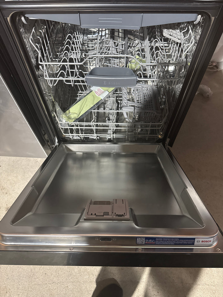 Bosch 300 Series SHE53C86N Dishwasher, 24 inch Exterior Width, 46 dB Decibel Level, Full Console, Stainless Steel (Interior), 8 Wash Cycles, 16 Capacity , Wifi Enabled, Black color