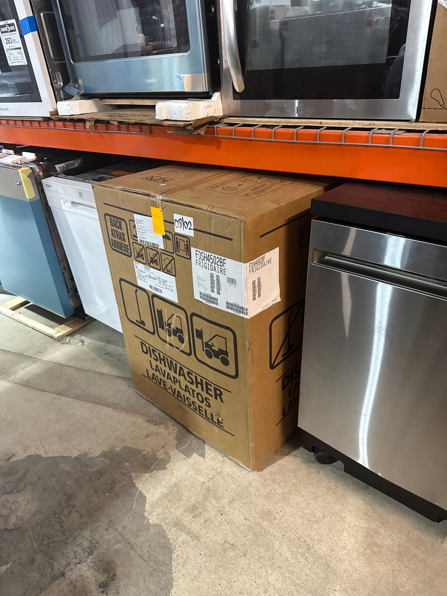 Frigidaire FDSH4501AS  / FDSP450LAF Dishwasher, 24 inch Exterior Width, 49 dB Decibel Level, Fully Integrated, Stainless Steel (Interior), 5 Wash Cycles, 14 Capacity (Place Settings), Hard Food Disposal, Stainless Steel colour.  (Box pack)