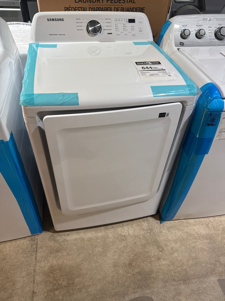 Samsung DVE45T3200W - DVE45T3200W/AC Electric Dryer, 7.2 cu. ft. Dryer Capacity, 7 Dry Cycles, 4 Temperature Settings, Vented, White colour
