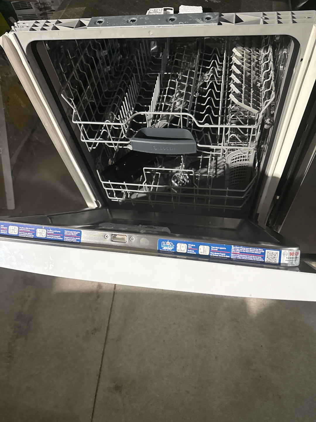Bosch Ascenta 24" 50 dB Dishwasher with Stainless Steel