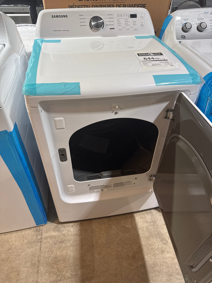 Samsung DVE45T3200W - DVE45T3200W/AC Electric Dryer, 7.2 cu. ft. Dryer Capacity, 7 Dry Cycles, 4 Temperature Settings, Vented, White colour