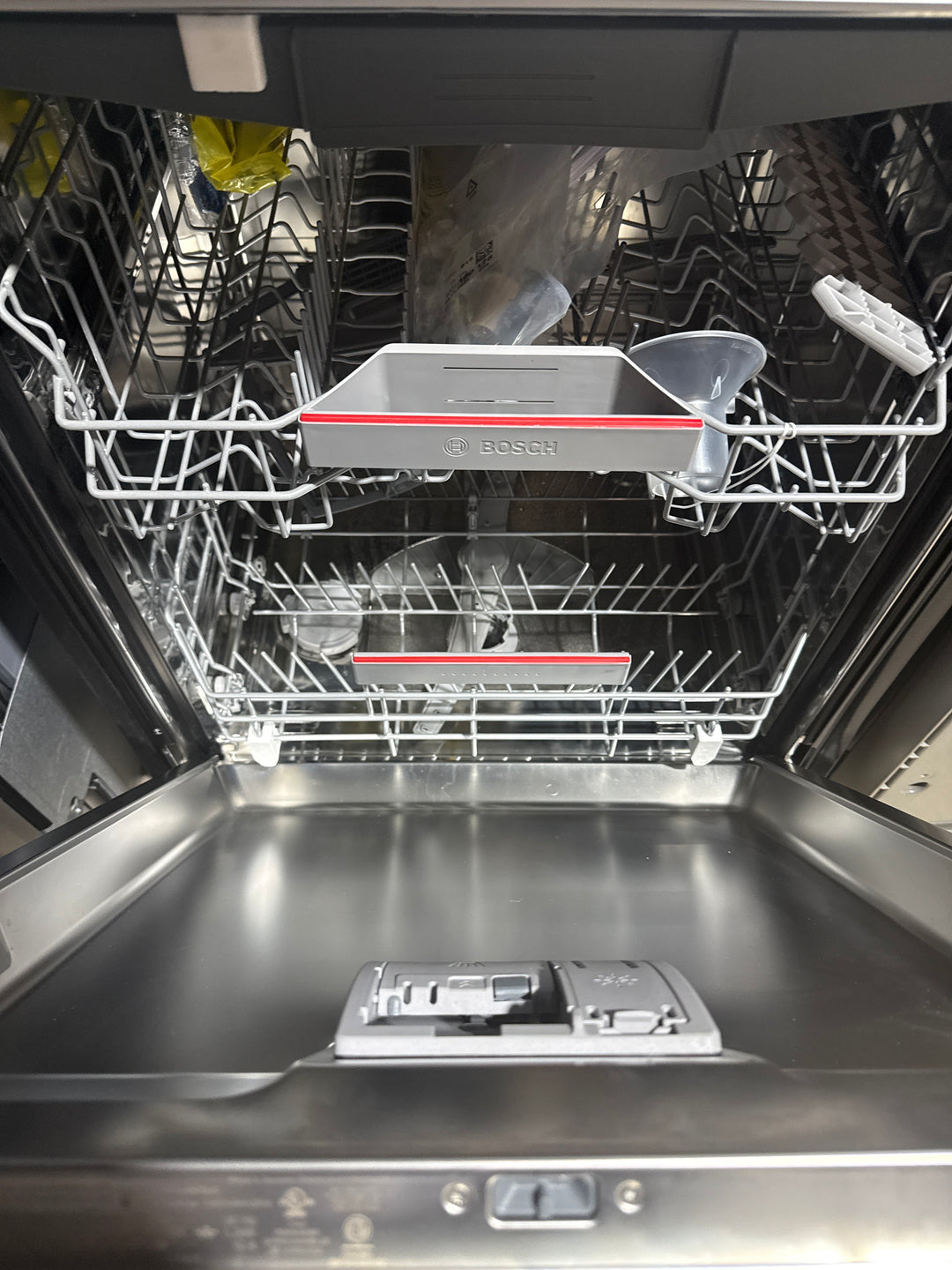 Bosch 300 Series SHE53B75UC 24 inch Smart Built-In Dishwasher with Home Connect, 46 dBA