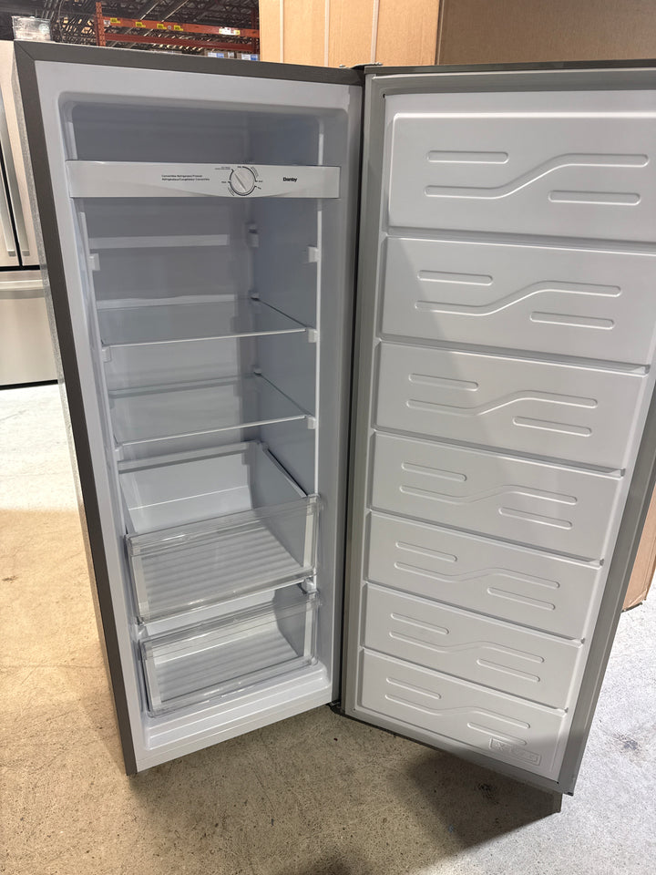 DANBY 6.8CF UPRIGHT FREEZER CONVERTIBLE DUFM068A1SCDB-RF