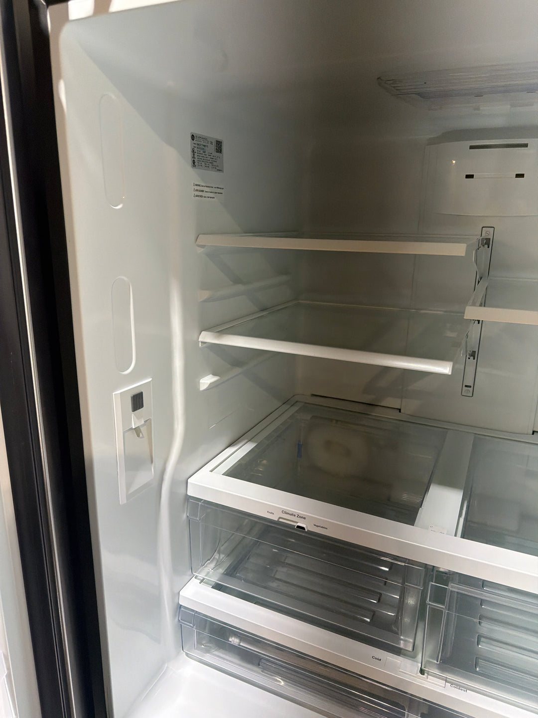 GE French Door Refrigerator, 36 inch Width, ENERGY STAR Certified, 27.0 cu. ft. Capacity, Stainless Steel colour GNE27JYMNFFS