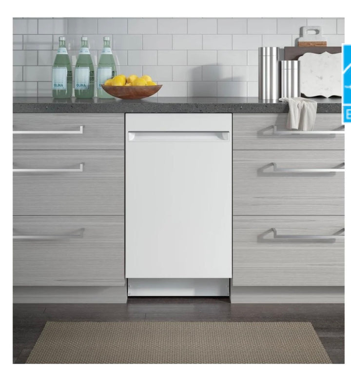 PDT145SGLWW
GE Profile PDT145SGLWW Dishwasher, 18 inch Exterior Width, 47 dB Decibel Level, Fully Integrated, Stainless Interior, 3 Wash Cycles, 8 Capacity (Place Settings), Hard Food Disposal, 2 Loading Racks, Wifi Enabled, white