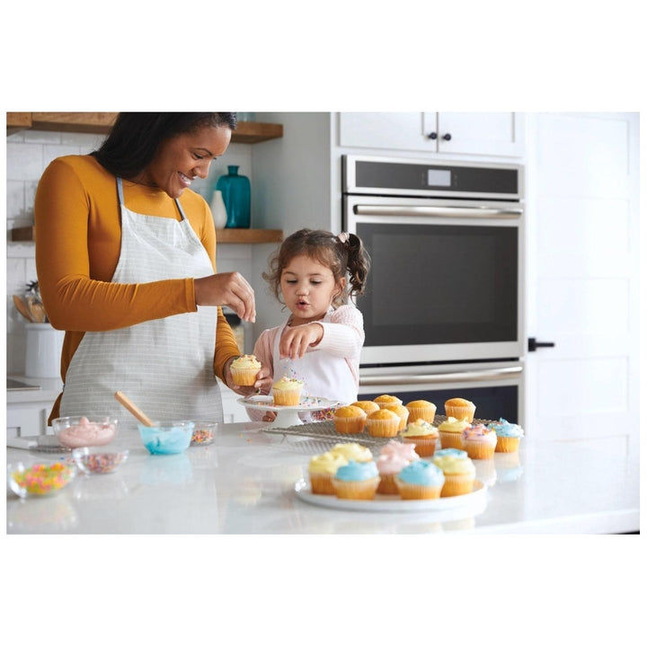 Frigidaire Gallery GCWD3067AF Double Wall Oven, 30 inch Exterior Width, Convection, Self Clean, 10.6 cu. ft. Capacity, Temperature Probe, Air Fry, Stainless Steel colour True European Convection, Air Fry, Steam Cooking, Telescopic Gliding Extension Rack