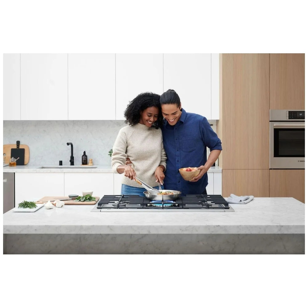 Bosch 800 Series NGM8659UC Gas Cooktop, 36 inch Exterior Width, 5 Burners, 17,000 BTU Highest Burner, Stainless Steel colour
