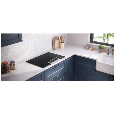 Frigidaire Professional PCCI3080AF Induction Cooktop, 30 inch Exterior Width, 4 Burners, 3,800 W Highest Element, Stainless Steel colour