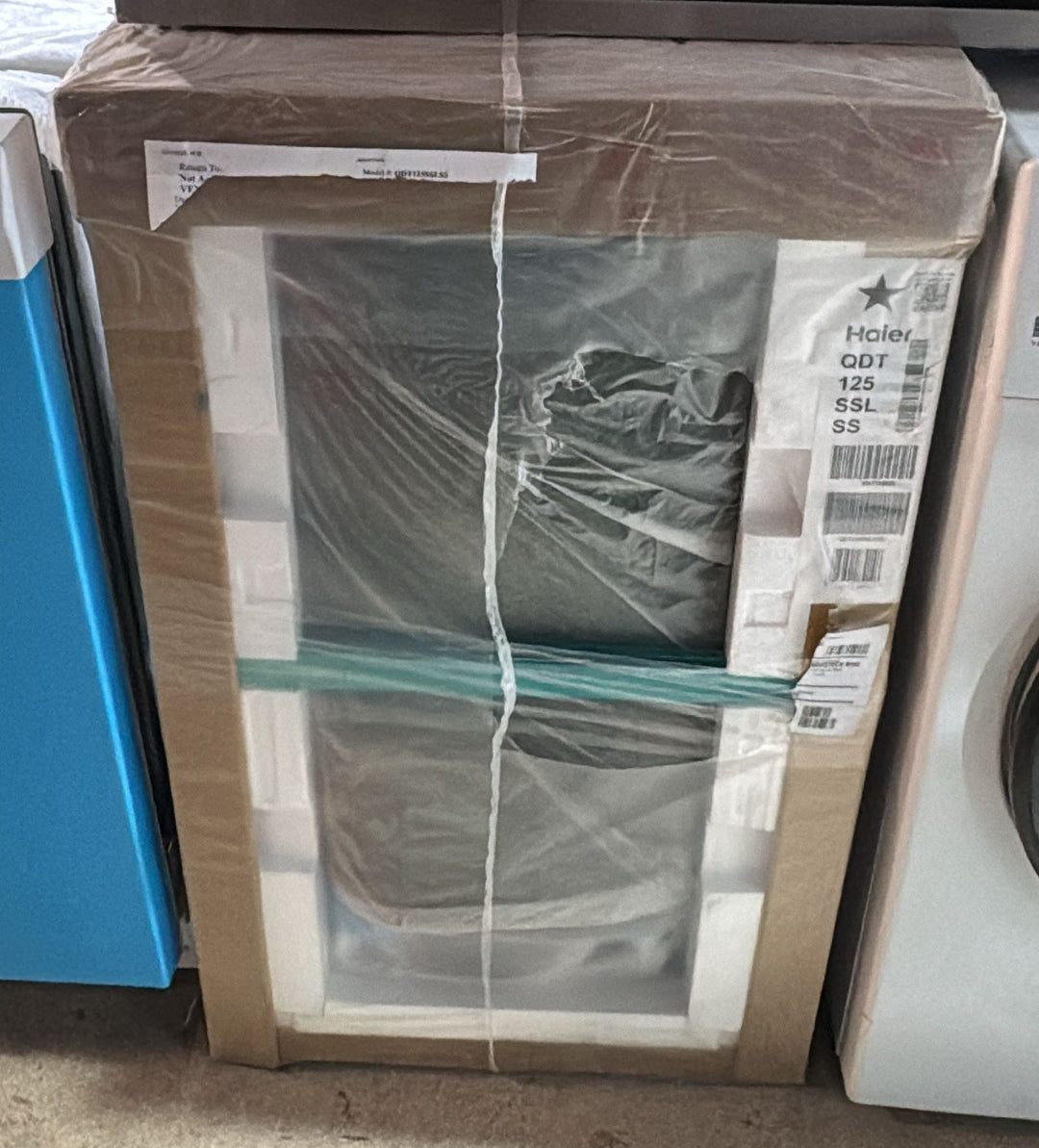 Haier QDT125SSLSS Dishwasher, 18" Exterior Width, 47 dB Decibel Level, Fully Integrated, Stainless Steel (Interior), 3 Wash Cycles,