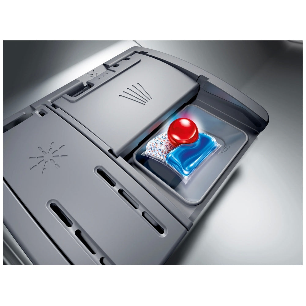 Bosch 500 Series 24" 44dB Built-In Dishwasher with Stainless Steel Tub & Third Rack (SHP65CC5UC) - Stainless