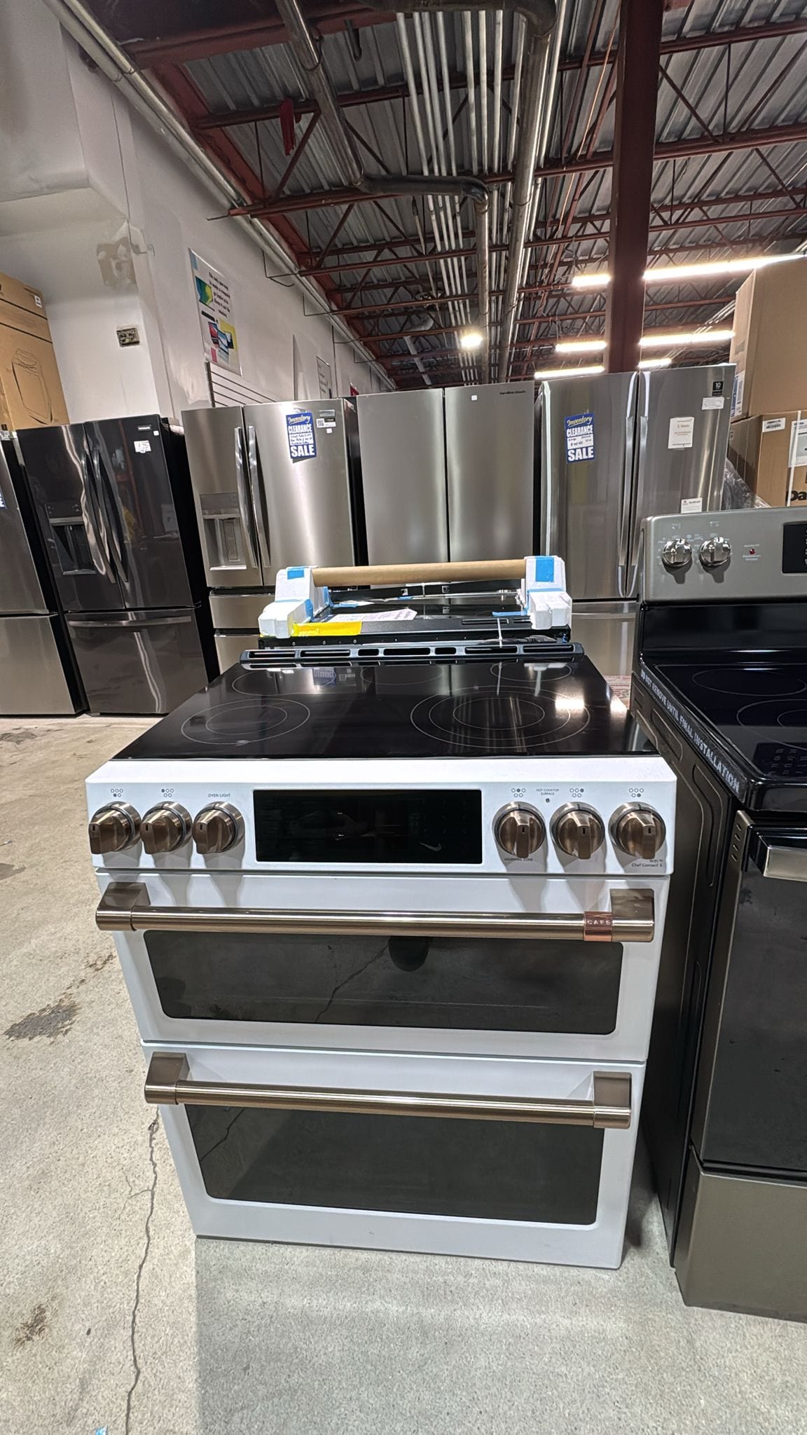 Cafe CCES750P4MW2 Range, 30"