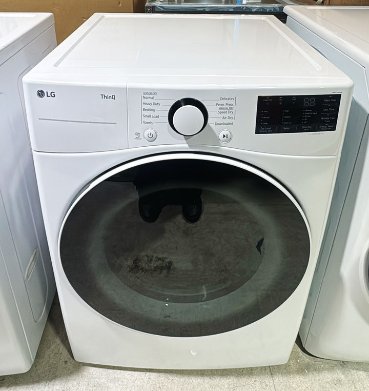 LG DLG3601W Gas Dryer, 27 inch Width, 7.4 cu. ft. Capacity, 5 Temperature Settings, Stackable, Steel Drum, Wifi Enabled, White colour