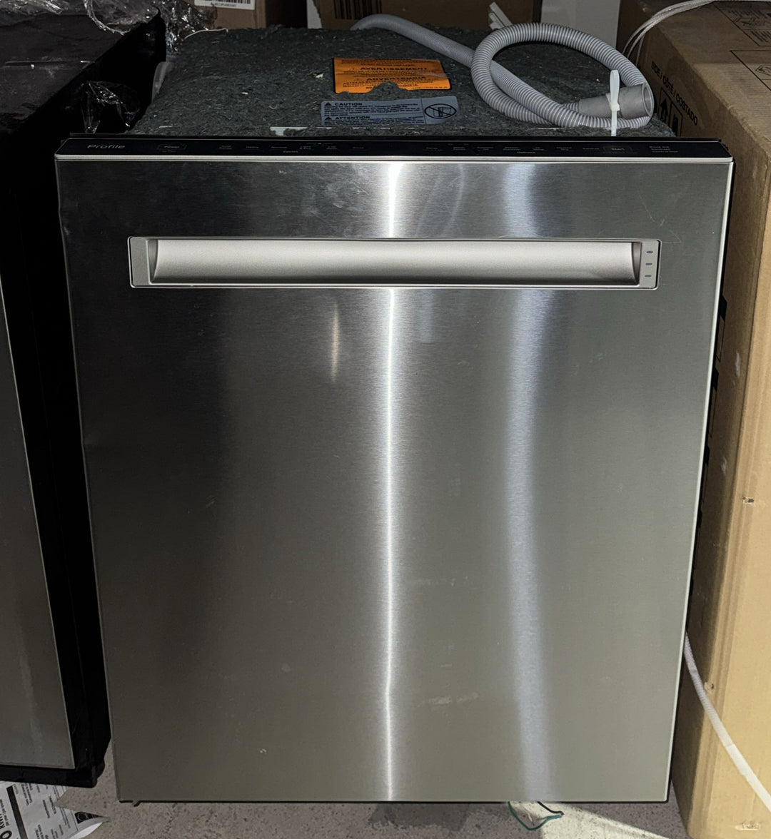 GE 24" Built-In Front Control Dishwasher with Stainless Steel Interior - Stainless Steel (PBP665SSPFS)