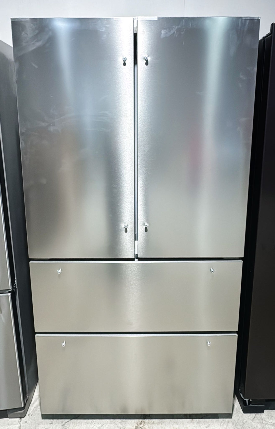 Forno Moena 19.2 Cu.Ft. 36-in French Door Refrigerator FFRBI1820-36SB