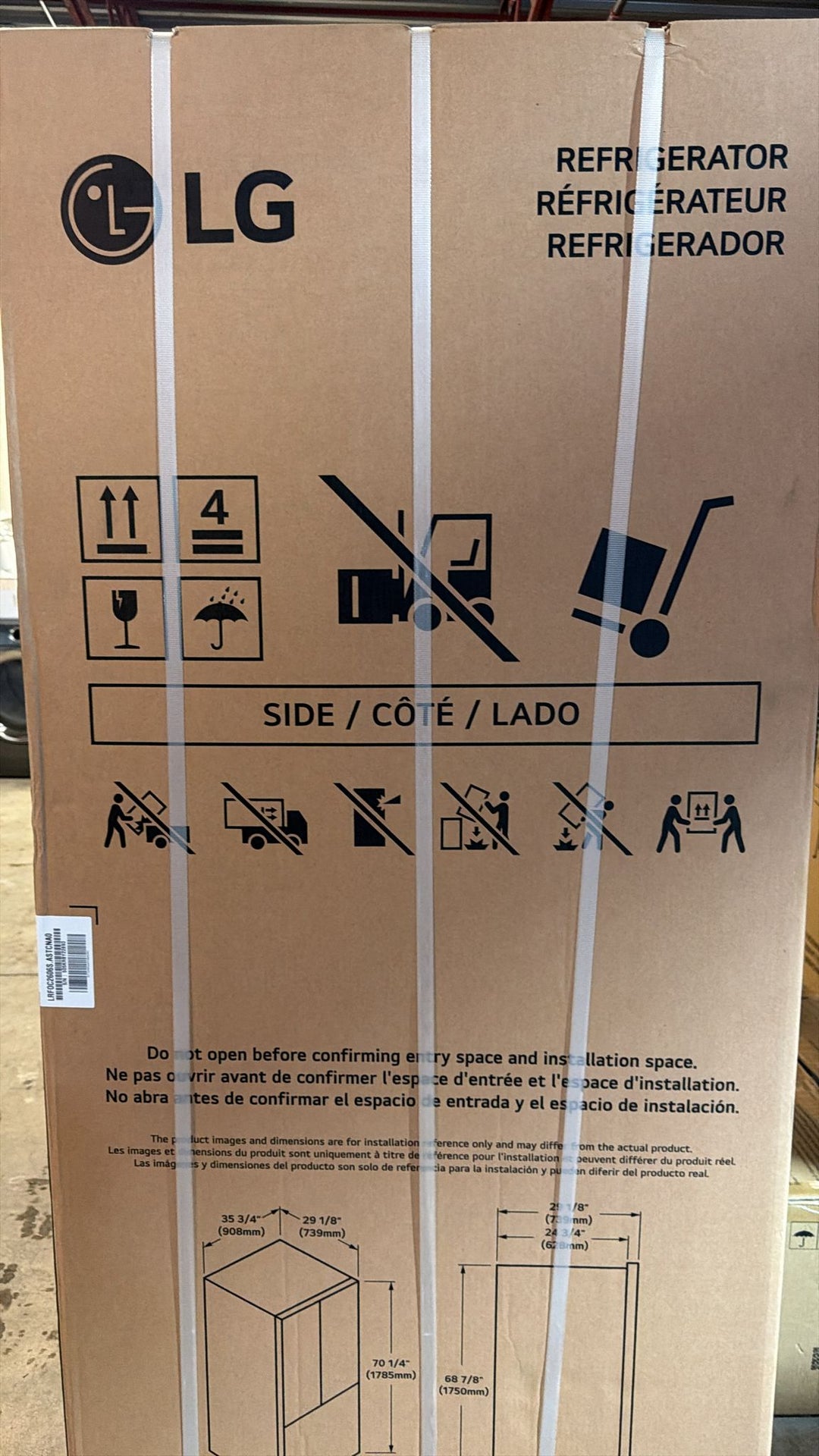 36" 26 cu.ft. InstaView® Counter-Depth MAX™ French 3-Door Refrigerator | Ice & Water Dispenser | Dual Ice Maker LRFOC2606S