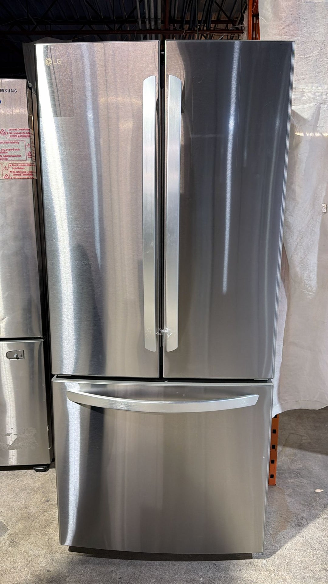 LG LRFNS2200S 30" French Door Refrigerator, 21.8 cu. ft., Stainless Steel. Smart Cooling®, Multi-Air Flow™, Glide N’ Serve™ drawer, SpillProtector™ shelves, ENERGY STAR®. Optional ice maker (special order).