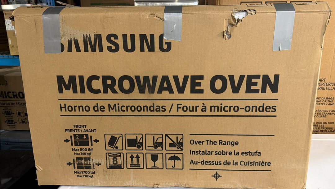 Samsung ME17R7011ES - ME17R7011ES/AC Over the Range Microwave, 30 inch Exterior Width, 1.7 cu. ft. Capacity, 300 CFM, 1,000 W Watts, Halogen , Stainless Steel colour