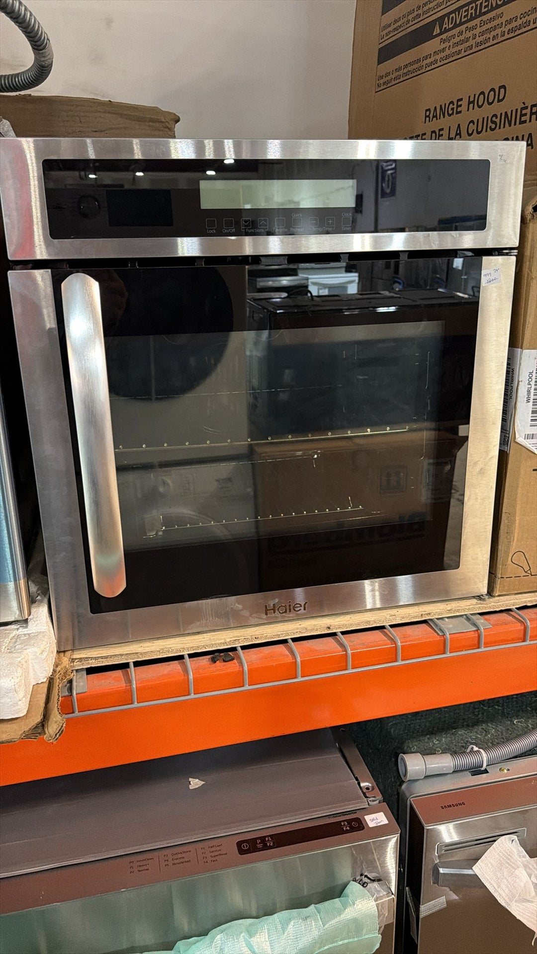 Haier HCW225RAES Single Wall Oven, 24" Exterior Width, Convection, 2.0 cu. ft REFURISHED