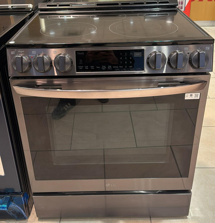 LG LSEL6335D Range, Electric, 30 inch Exterior Width, Self Clean, Convection, 5 Burners, 6.3 cu. ft. Capacity, Storage Drawer, Air Fry, 1 Ovens, Black Stainless Steel colour.  Open box 1 year warranty