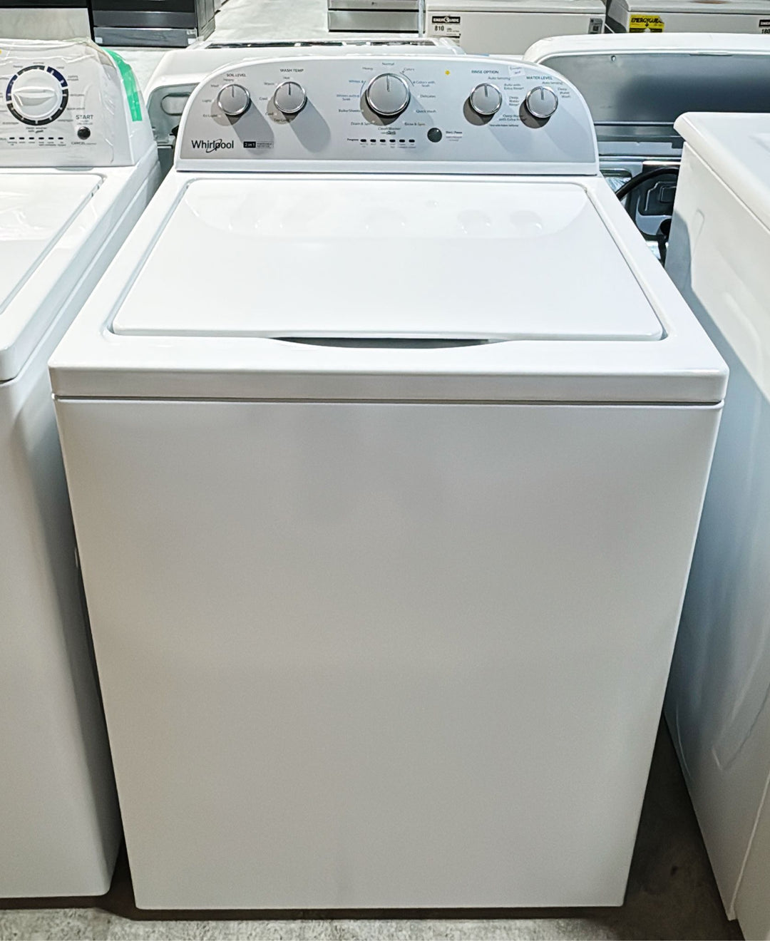 4.4–4.5 Cu. Ft. I.E.C. Whirlpool® Top Load Washer with Removable Agitator WTW4957PW