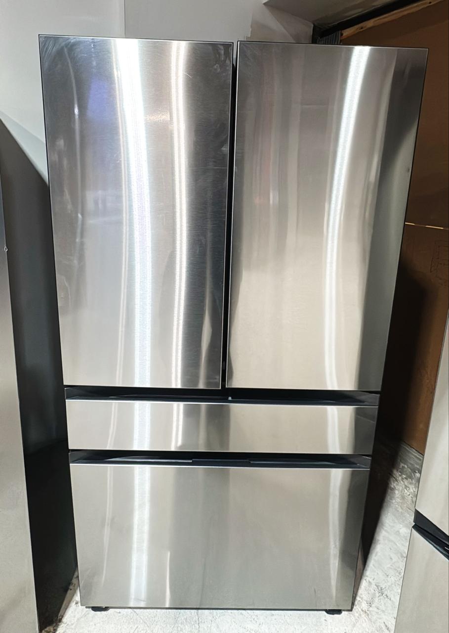 Samsung Bespoke RF23BB8600QLAA Counter Depth French Door Refrigerator, 36 inch Width, 22.8 cu. ft. Capacity, Counter Depth, Water Dispenser (Interior)