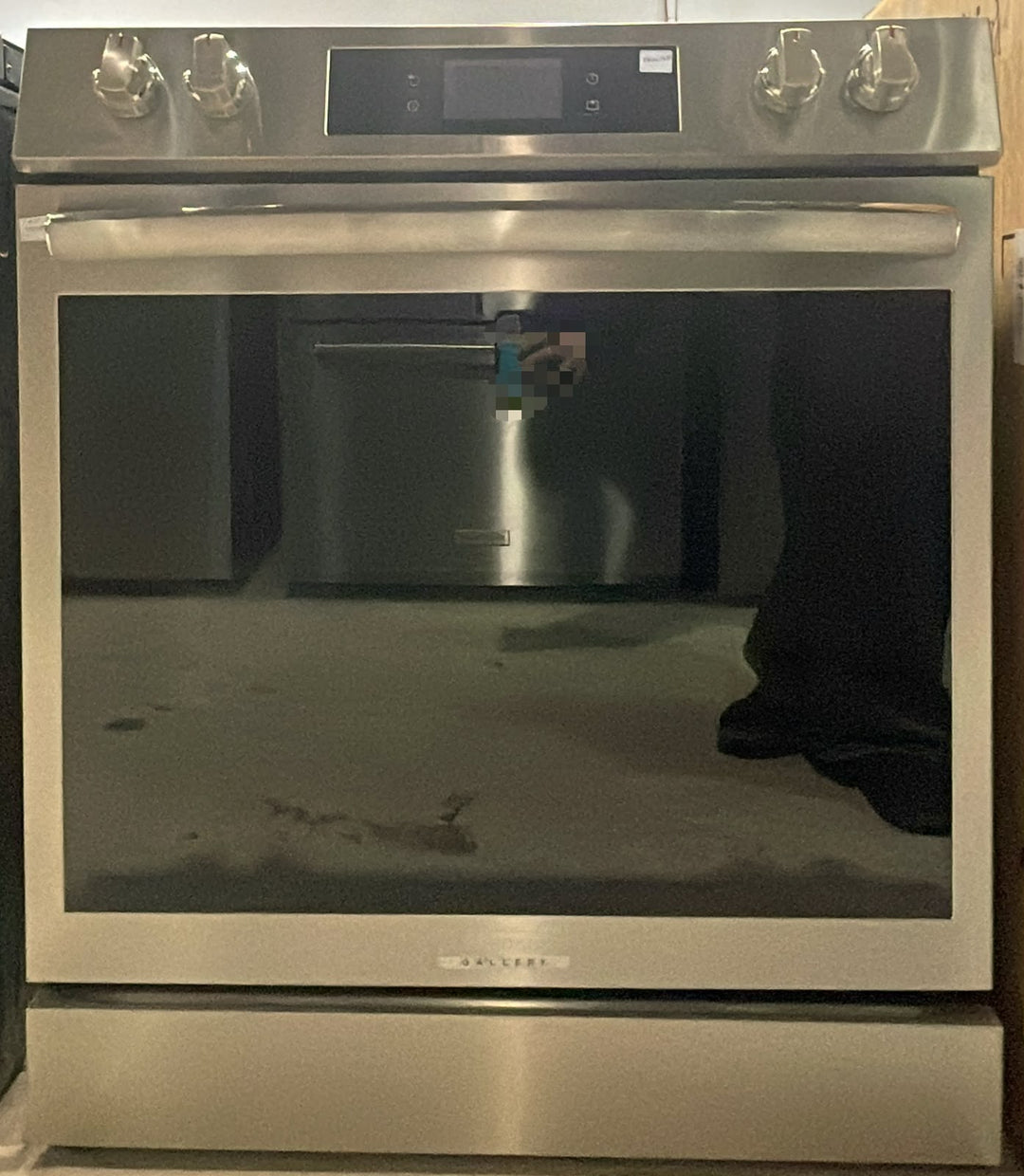 Frigidaire Gallery GCFE306CBF range - actual unit in our warehouse