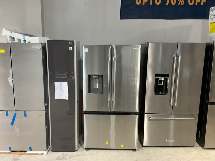 Samsung RF32CG5400SRAA French Door Refrigerator, 36 inch Width, 31 cu. ft. Capacity, Water Dispenser (Exterior), Ice Dispenser (Freezer Located), ENERGY STAR Certified, Stainless Steel colour Dual Ice Maker